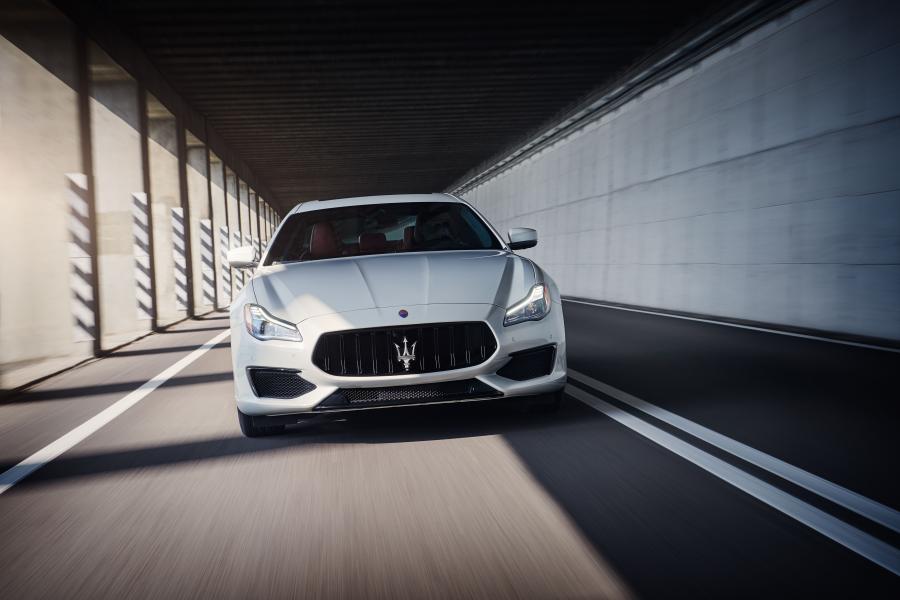  Maserati Quattroporte GTS GranSport (M156) 2018 года  (NA) (фото 6 из 28)